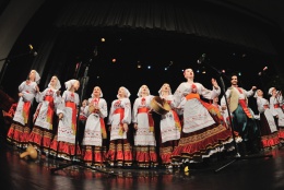 Ансамбль "Казачата" отметил 30-летие юбилейным концертом